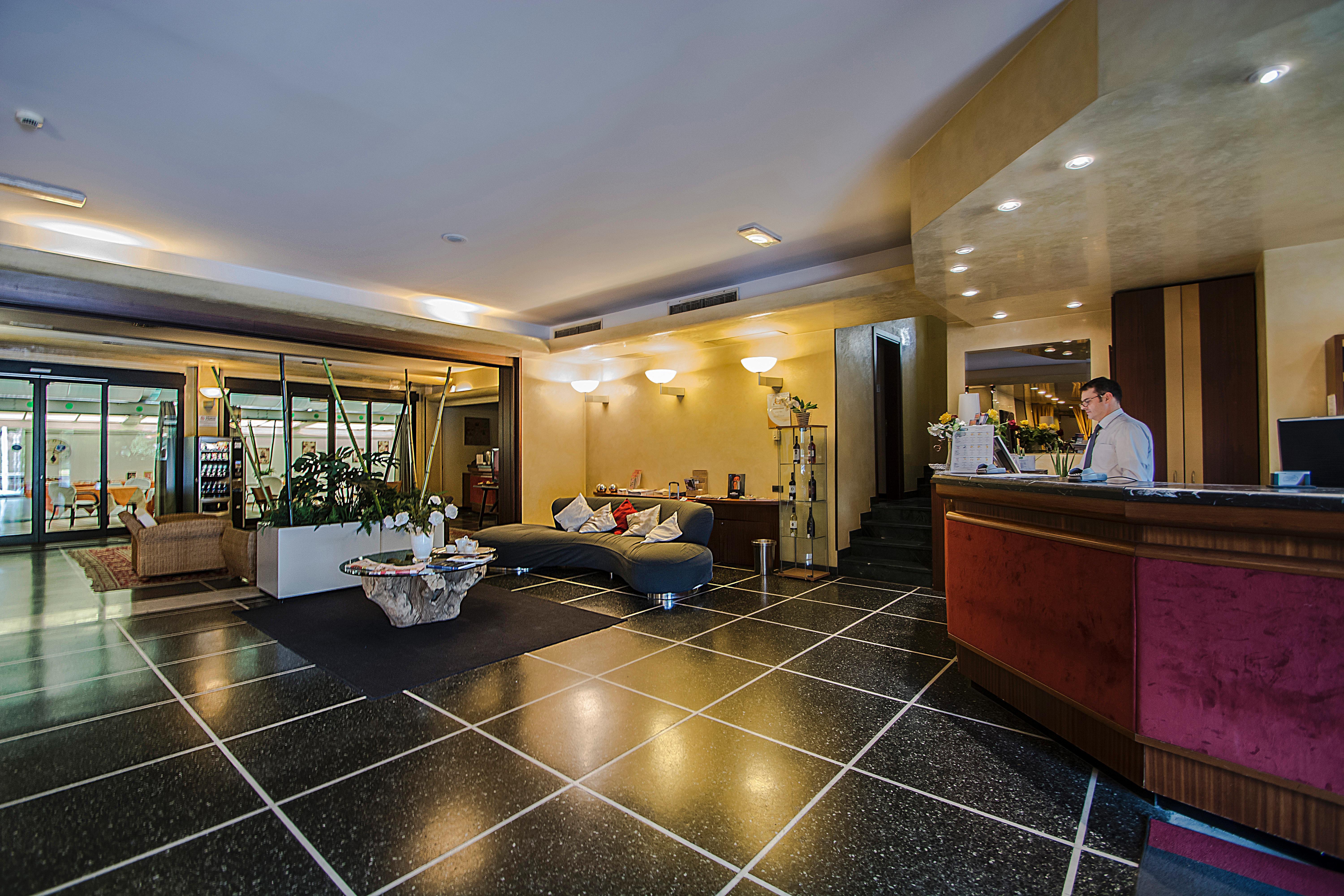 Art Hotel Milano Prato  Ngoại thất bức ảnh